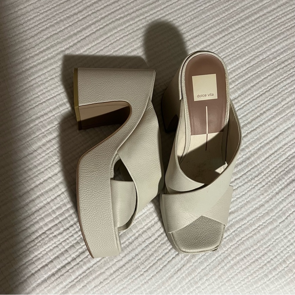 Cream Dolce Vita Chunky Shoe 👡